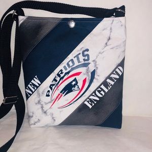 patriots crossbody purse